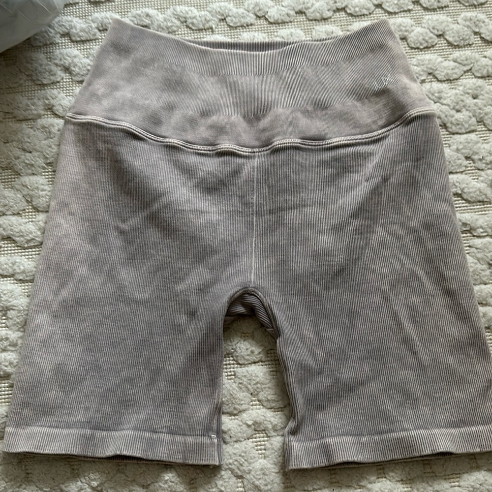 NUX Cyclebar biker shorts
